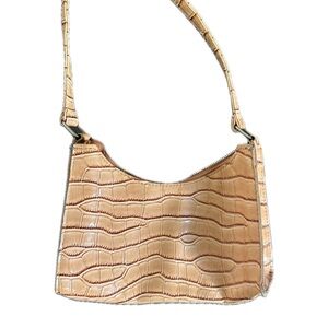 4 purses for sale forgot from where , great condition